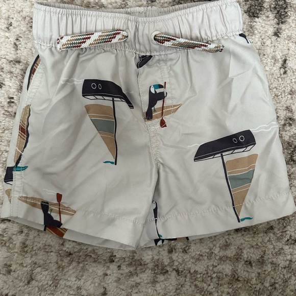Carters baby boys 6m spring/summer bundle - Picture 3 of 5